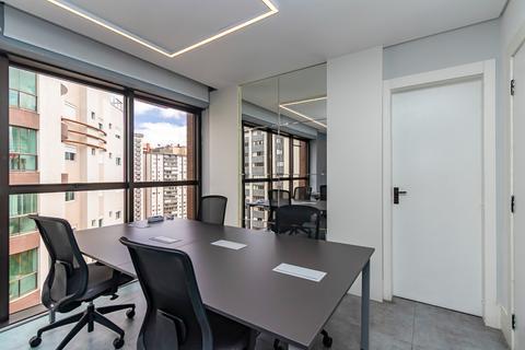 Sala à venda em Curitiba, Água Verde, com 30.88 m²