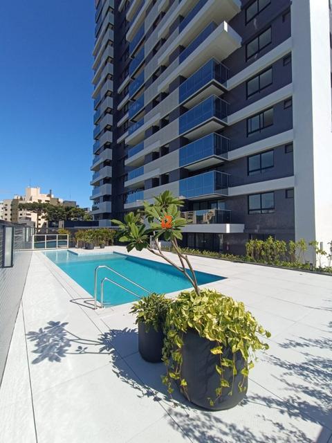 Cobertura à venda em Curitiba, Cabral, com 3 suítes, com 157.85 m²