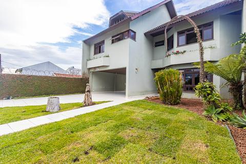 Casa à venda em Curitiba, Novo Mundo, com 3 quartos, com 422.19 m²